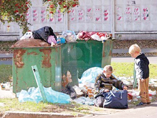 Oamenii strazii din Donetk, „deportati” in regiunea Zaporoje inaintea semifinalei Spania-Portugalia
