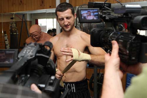 Bute i-a scos peri albi lui Froch