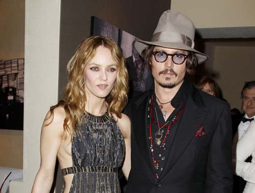 Johnny Depp, terorizat emotional de Vanessa Paradis