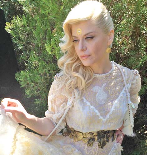 Loredana, certata de fani. Afla de ce!