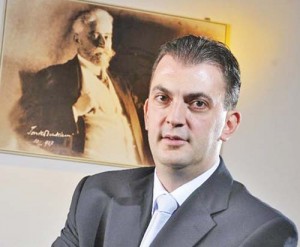 manescu 2 - Ziarul National