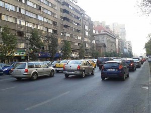 masini in trafic - Ziarul National