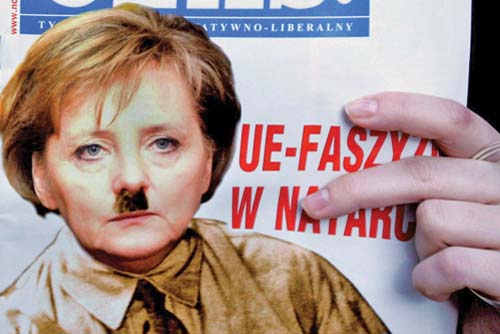 Grecii: „Merkel pentru noi e Hitler 2!”