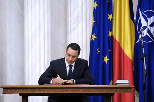 Premierul Victor Ponta a plagiat doar putin
