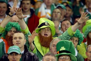 AUSTRALIA V IRELAND 2003 RUGBY WORLD CUP, MELBOURNE, AUSTRALIA - 01 NOV 2003 - Ziarul National