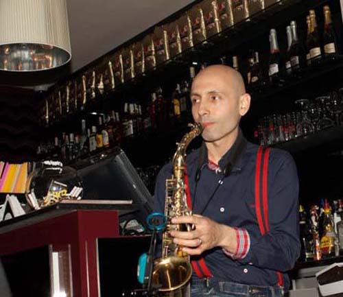 DJ Dax, ingropat de ziua fiicei sale