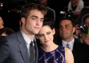 "The Twilight Saga: Breaking Dawn Part 1" Los Angeles Premiere - Ziarul National