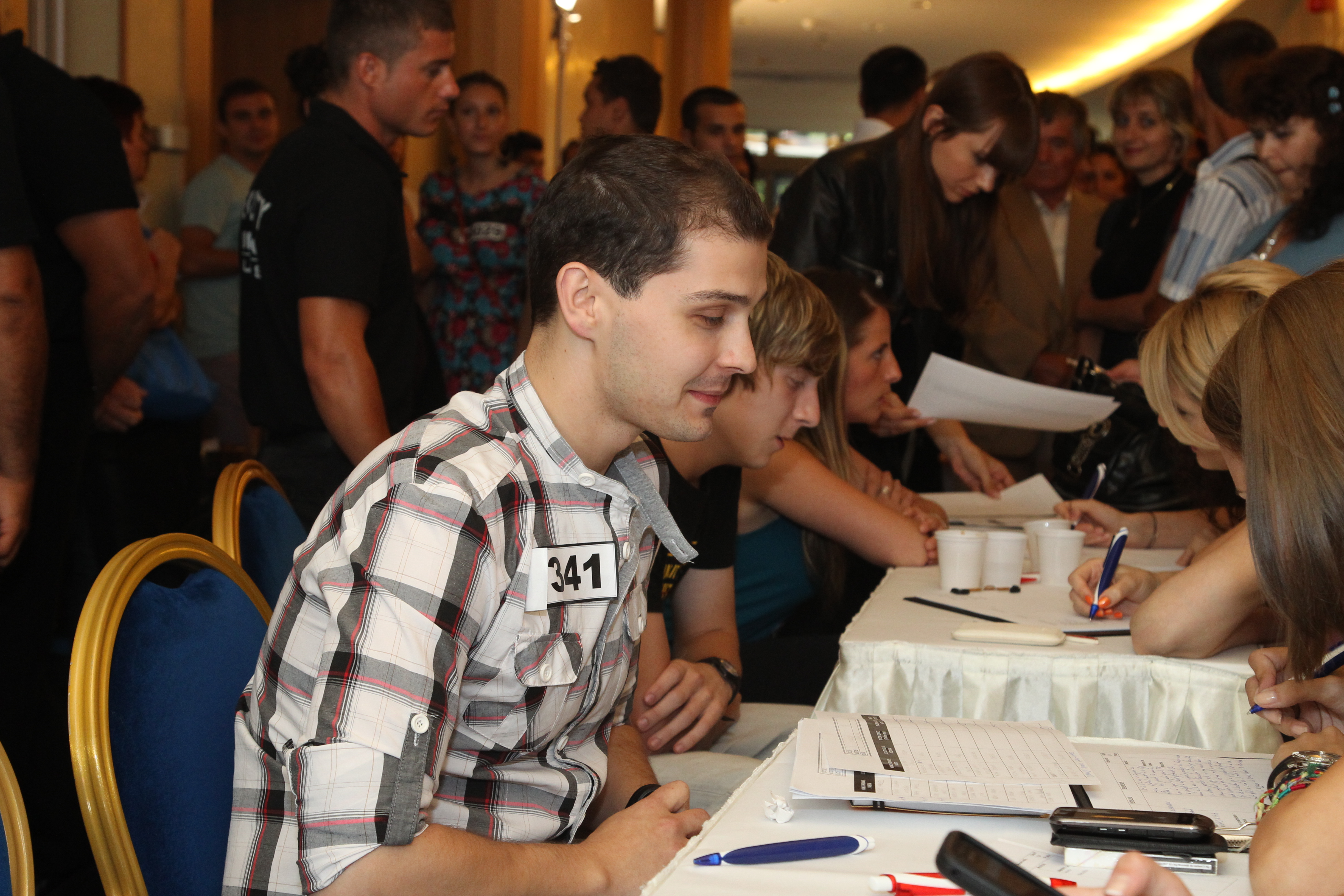 „Vocea Romaniei”, sezonul doi: David Bryan, solistul Hotel FM, la preselectiile din Bucuresti