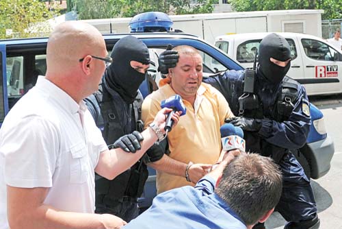 Grecu, zis „Butoane”, si fostul iubit al Ginei Pistol, Nicole Saikaly, eliberati