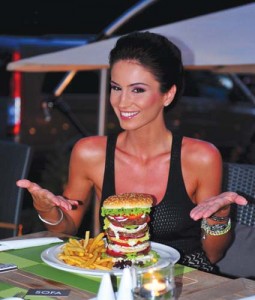 Geanina Ilies hamburger - Ziarul National