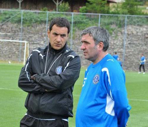 Hagi duce Viitorul pe stadionul „Farul”