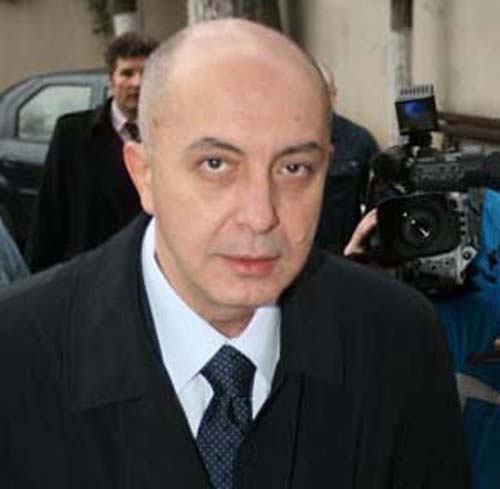 Miliardarul Puiu Popoviciu, invinuit oficial de DNA