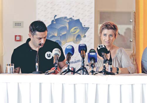 Ana Maria Prodan, cu poalele in capul lui Claudiu Niculescu