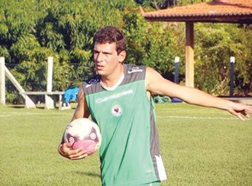 L-a convins pe Sabau: brazilianul Pereira, pastrat la Rapid!