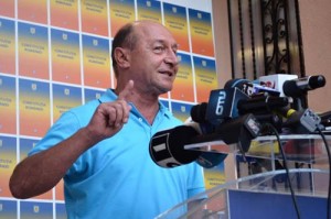 Traian Basescu - Sediu de campanie - Narcis Pop (12) - Ziarul National