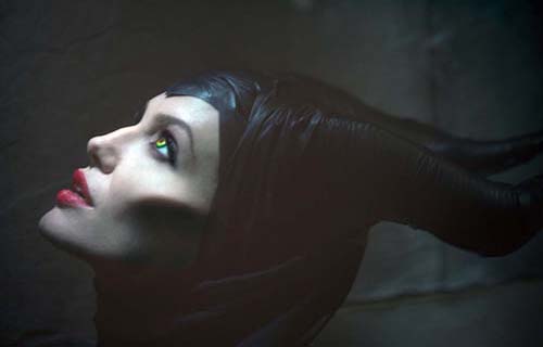 Angelina Jolie si-a bagat copiii in sperieti