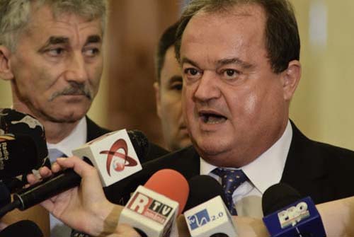 Blaga: USL incearca mentinerea lui Crin Antonescu la Palatul Cotroceni