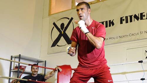 Bute s-a recuperat cu Muhammad Ali