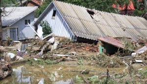 casa calamitata inundatii - Ziarul National