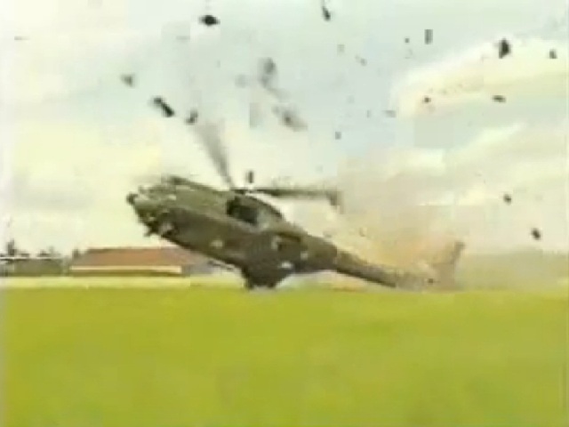 Un elicopter militar s-a prabusit in Buzau