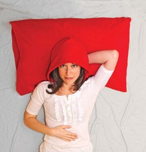 Hoodie equipped pillow is a goodie - Ziarul National