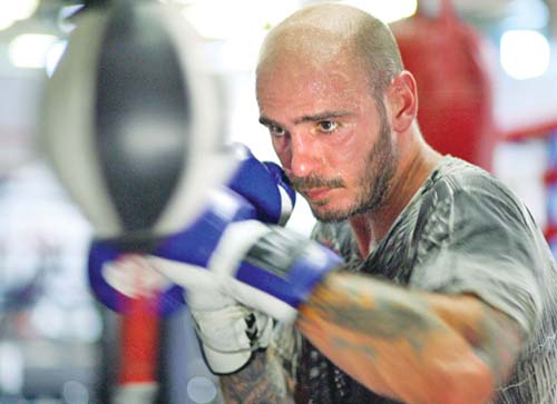 Kelly Pavlik: „Ma bat cu Bute sau Froch”