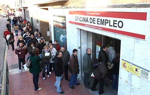 FMI: Spania se afla in recesiune dubla