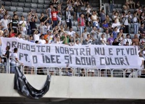 ultrasii Universitatii Cluj au stat doar 20 de minute la meciul cu Gloria - Ziarul National