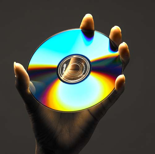 Fiscul german cumpara CD-uri de la hackerii elvetieni