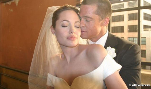 Brad si Angelina si-au comandat verighete de un milion de lire sterline