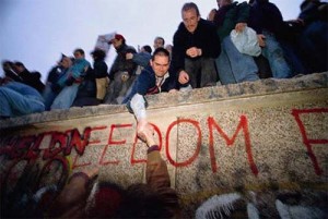 Berlin Wall Freedom - Ziarul National