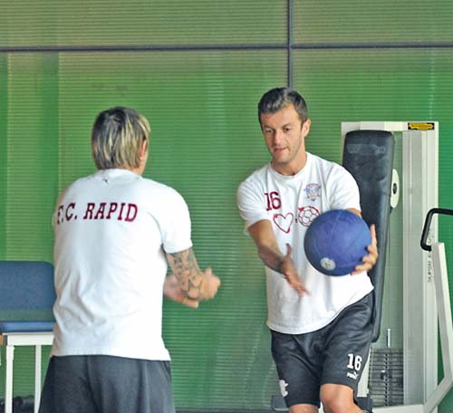 Ovidiu Burca alege ASIA!