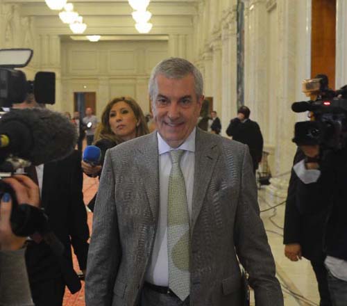 Tariceanu: Becali nu e membru PNL. Nu e vorba de un coleg de partid