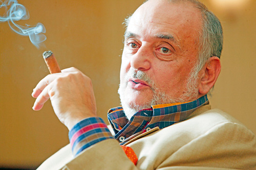 Patriciu isi vinde colectia de vinuri de la Heritage