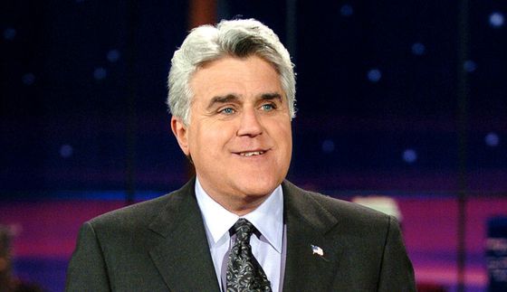 Jay Leno, salariu redus cu 5 milioane dolari pentru salvarea joburilor colaboratorilor