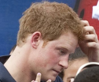 Printul Harry se cearta singur dupa scandalul fotografiilor nud