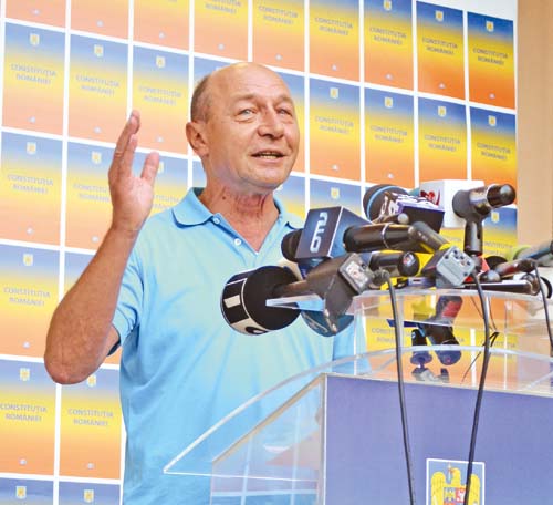 Basescu mai sta in garaj pana luni