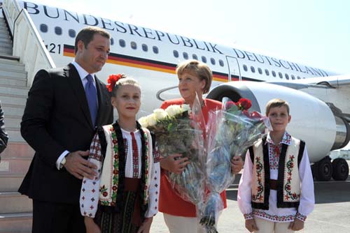 Merkel, la Chisinau cu o armata de oameni de afaceri