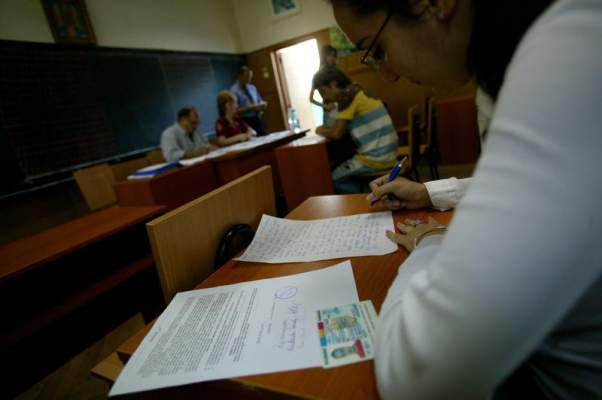 BAC 2012, sesiunea de toamna: Proba la limba materna