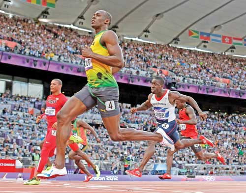 Cei sase oameni din spatele marelui Usain Bolt