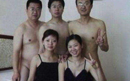 Politicienii chinezi, prinsi in orgii sexuale