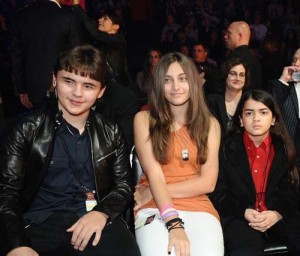 Fox - Ziarul National's "The X Factor" Top 7 Live Performance Show - Backstage