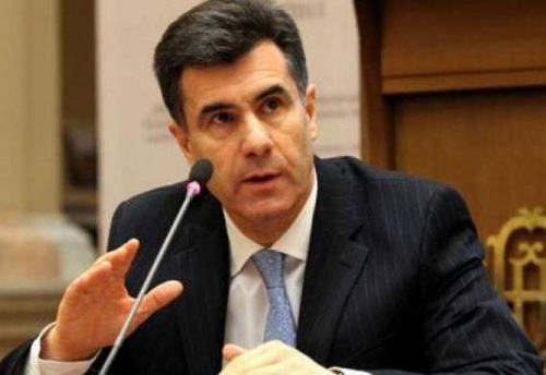 Analiza Bloomberg: Bancherii occidentali? Duca-se!