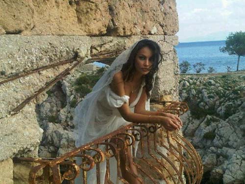 Madalina Ghenea, intr-o ipostaza care da insomnii barbatilor