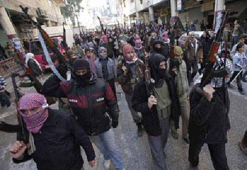 Hollande invita Al Qaida sa formeze guvern provizoriu in Siria