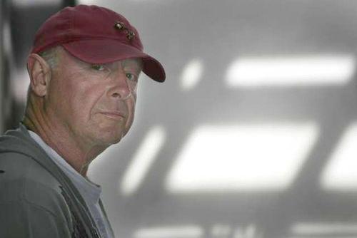 Momentul in care Tony Scott s-a aruncat de pe pod, filmat de martori – VIDEO