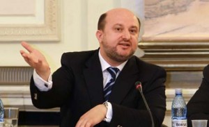 Danbiel Chitoiu gest mana - Ziarul National