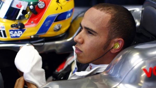 Lewis Hamilton a castigat Grand Prix-ul Malaieziei