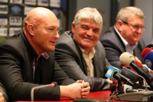 Paszkany, Andone si Muresan - Ziarul National