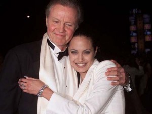 angelina-jolie-jon-voight - Ziarul National